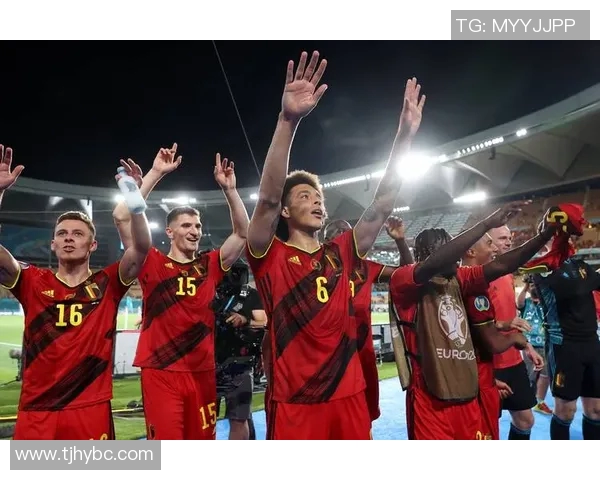 低调却闪耀的足球明星们背后的故事与成就解析 低调却闪耀的足球明星们背后的故事与成就解析