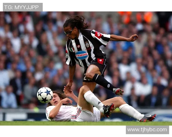 足球明星的时尚选择揭秘他们常佩戴的首饰与个性风格分析 足球明星的时尚选择揭秘他们常佩戴的首饰与个性风格分析