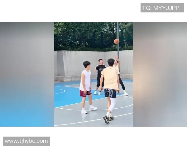 打篮球的明星男士中谁的颜值最高最帅气让人心动的五位球场风云人物