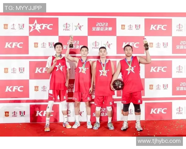 篮球明星复古风格的男孩照片展现青春与梦想的完美结合